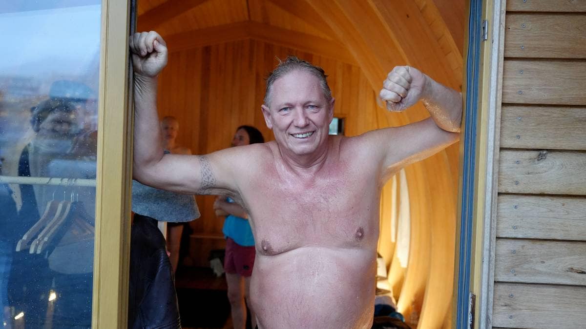 Tapte politisk sak mens han sat i badstove for NRK: – Maksimal uflaks