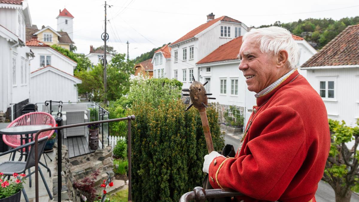 Kongens fortjenstmedalje til John Thomas Axelsen
