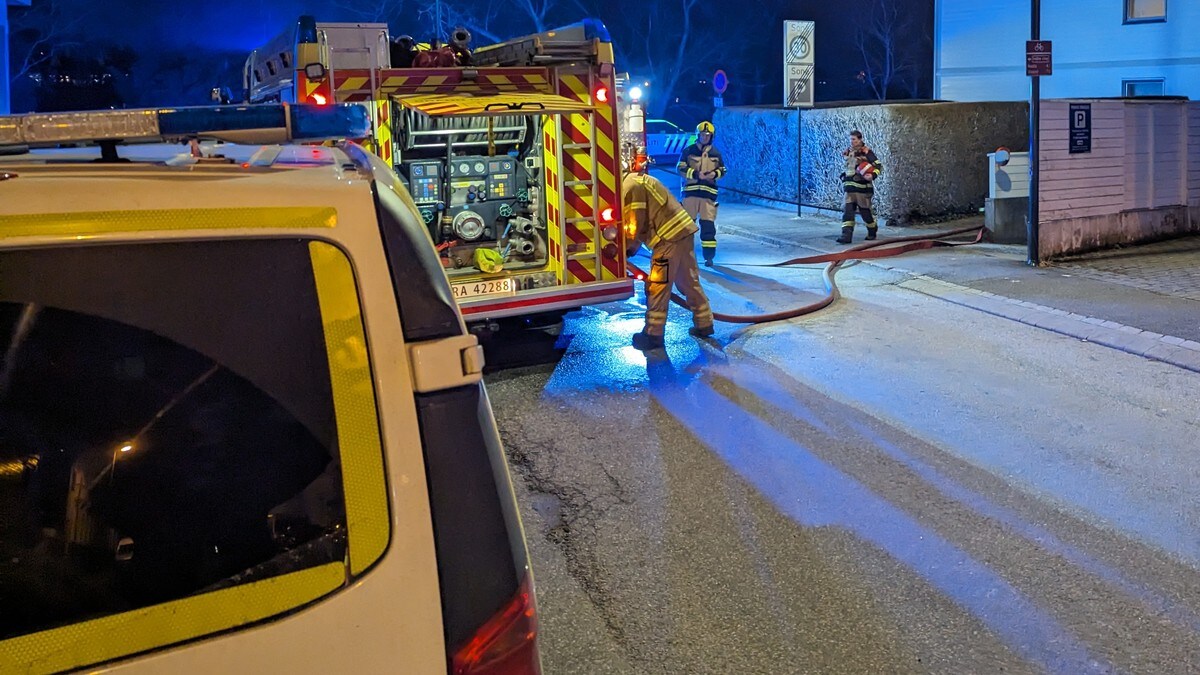 En person til sykehus etter brann i Stavanger