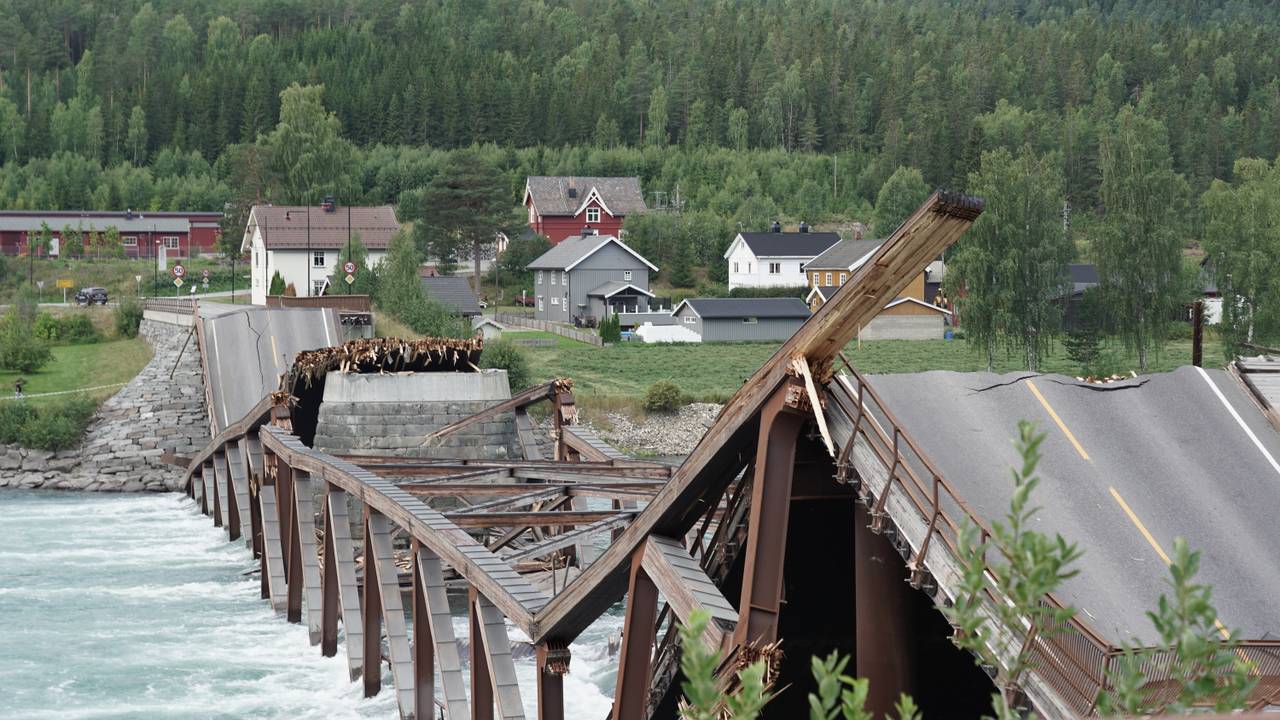 Bro kollapset på Tretten i Gudbrandsdalen
