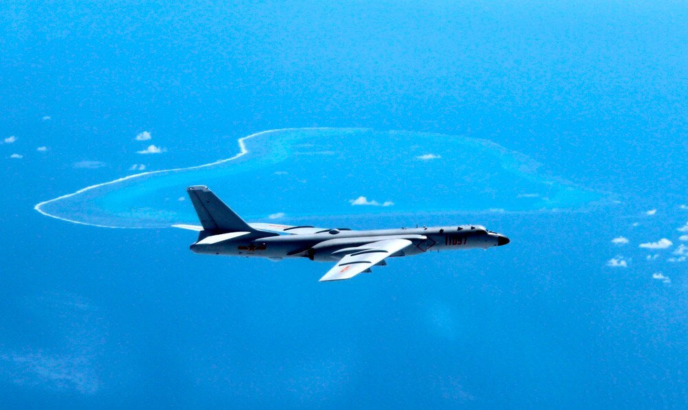 - Kina har landet bombefly i Sør-Kinahavet for første gang