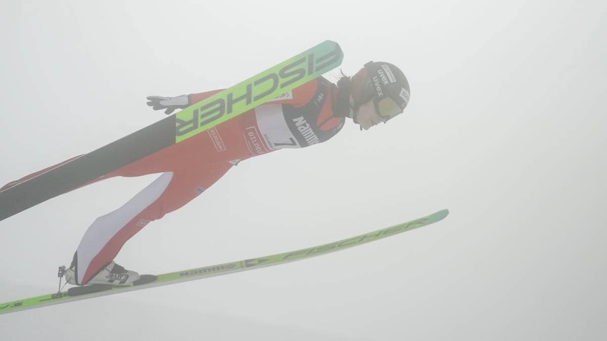 To Strøm på pallen i hopp