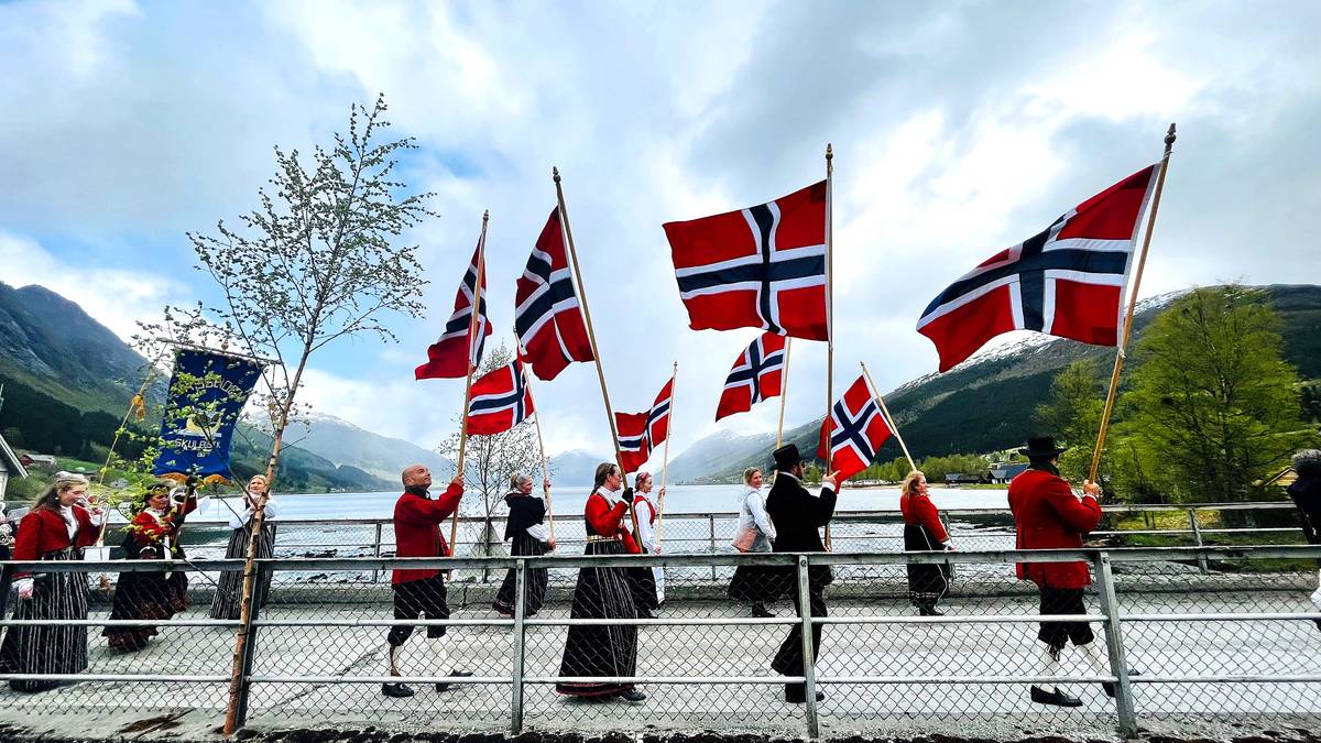 Meteorologen om 17. mai: Her er det 40 prosent sjanse for regn