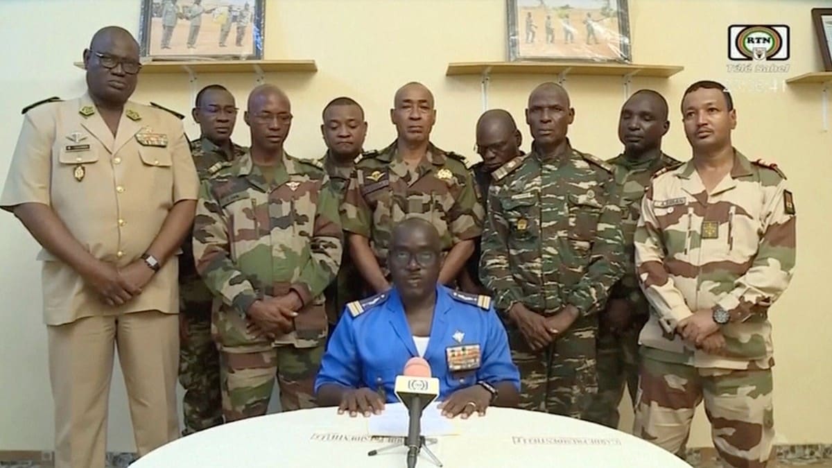 Norge stanser ikke bistanden til Niger etter militærkupp