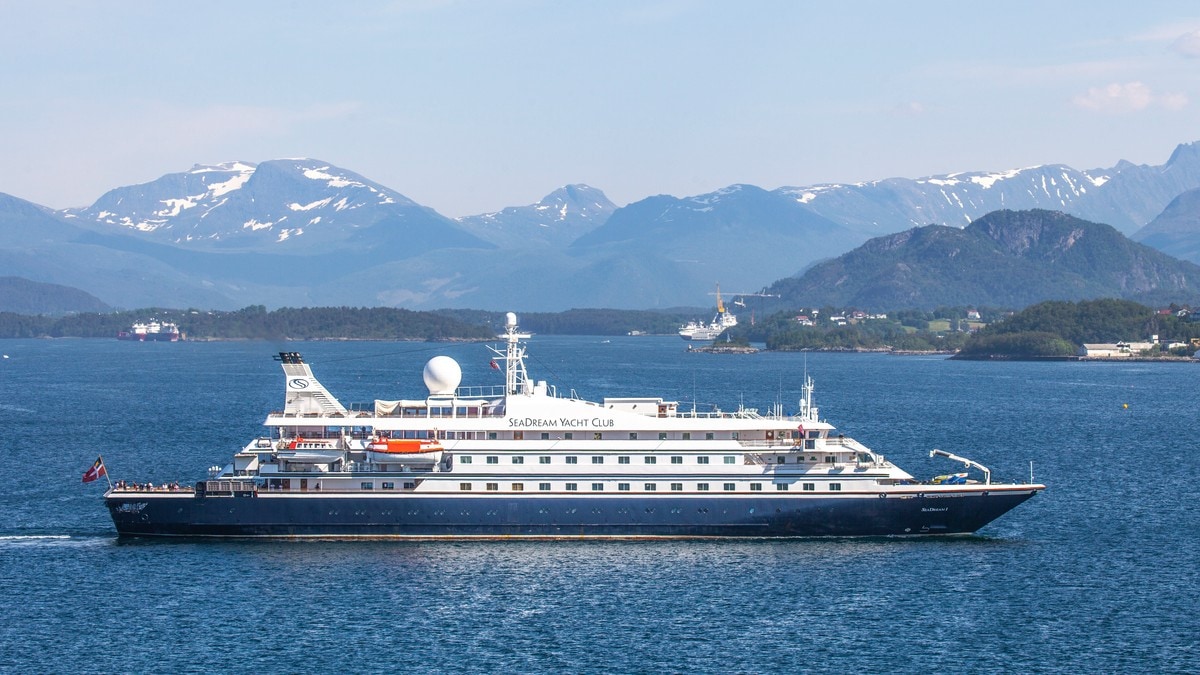 Cruiseskip mistenkes for smitte - settes i karantene i Bodø