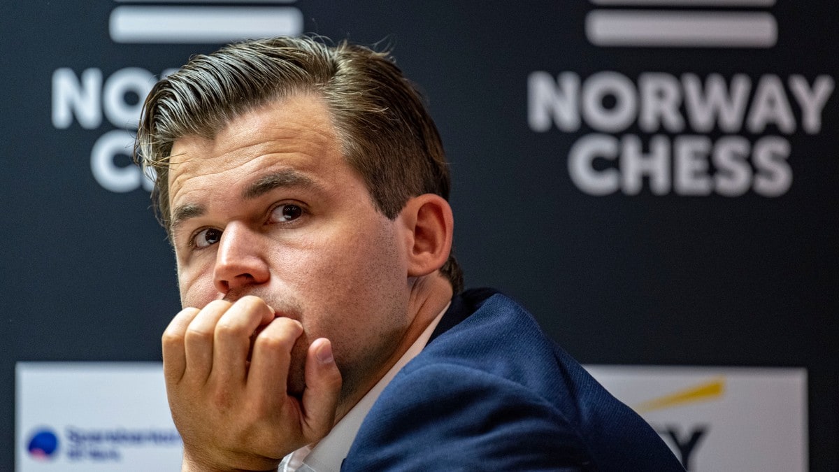 Carlsen nær Norway Chess-tittelen etter seier i armageddon
