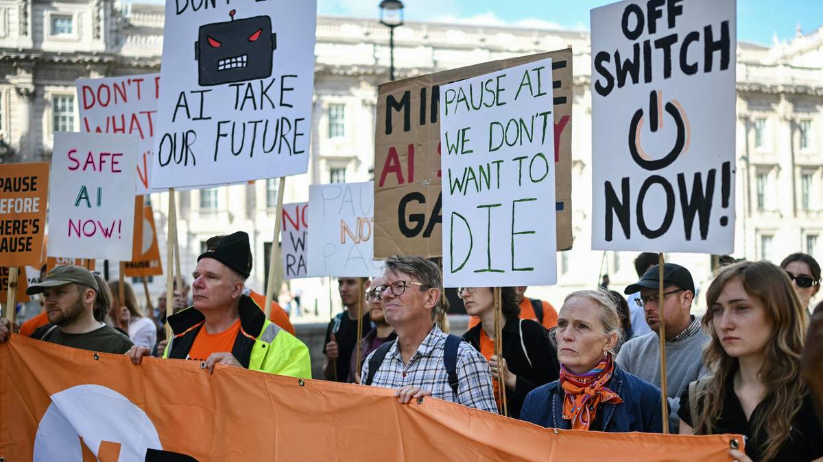 Jonas Gahr Støre and 22 leaders sign AI safety political declaration