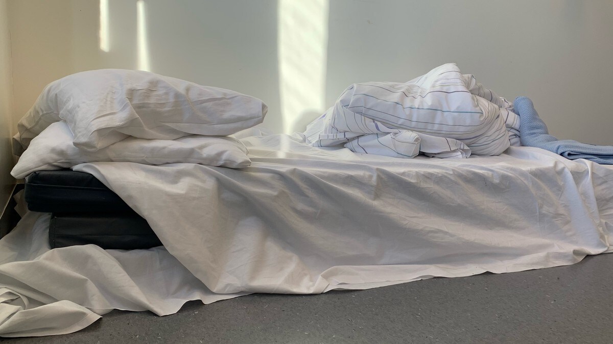 Nå slipper dement 89-åring å sove på madrass på sykehusgulv