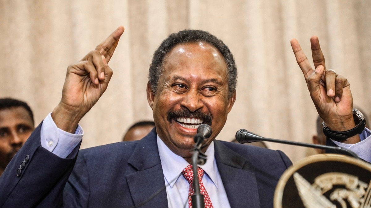 Ny regjering tatt i ed i Sudan 