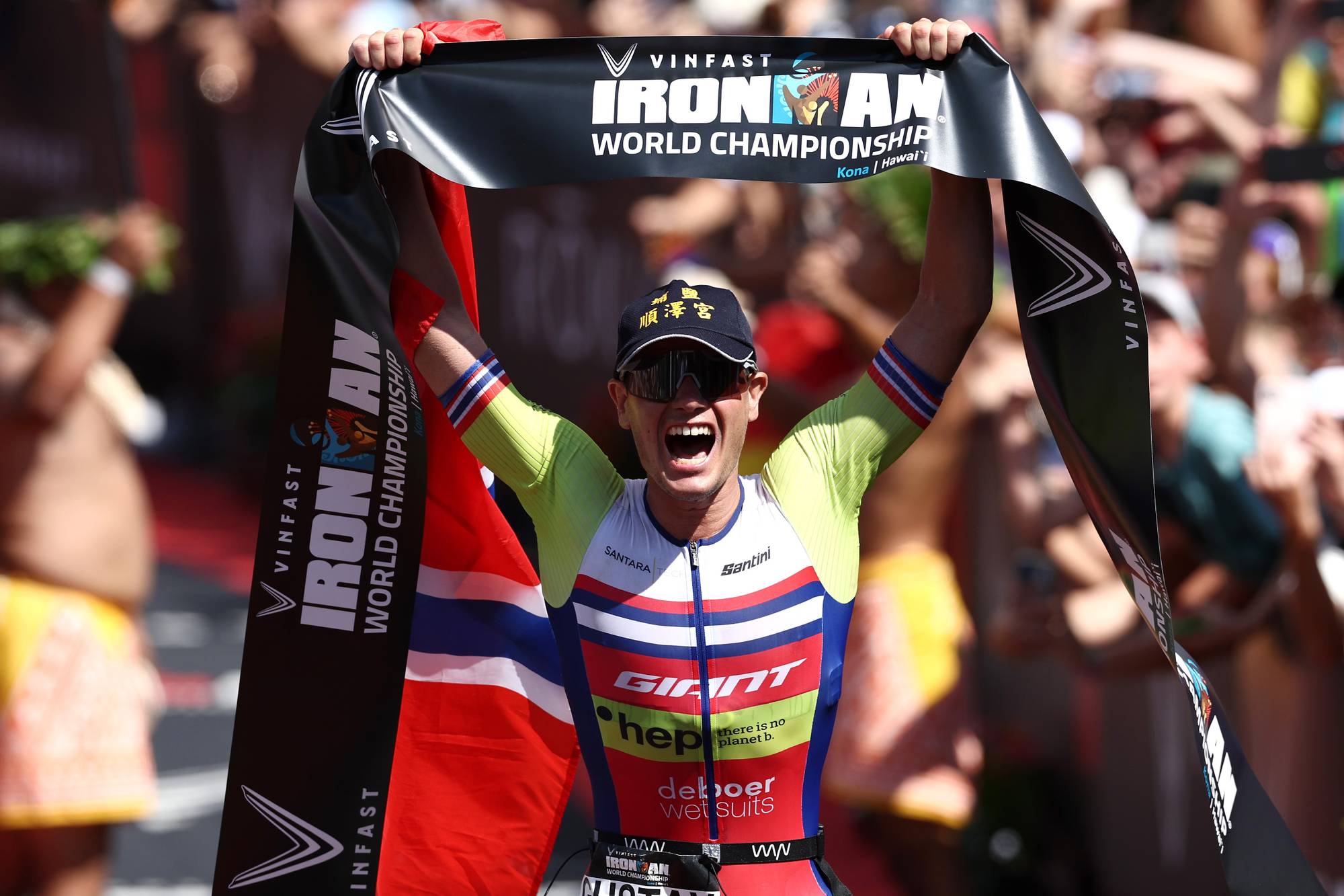 Gustav Iden vinner VM i Ironman på Kona i Hawaii