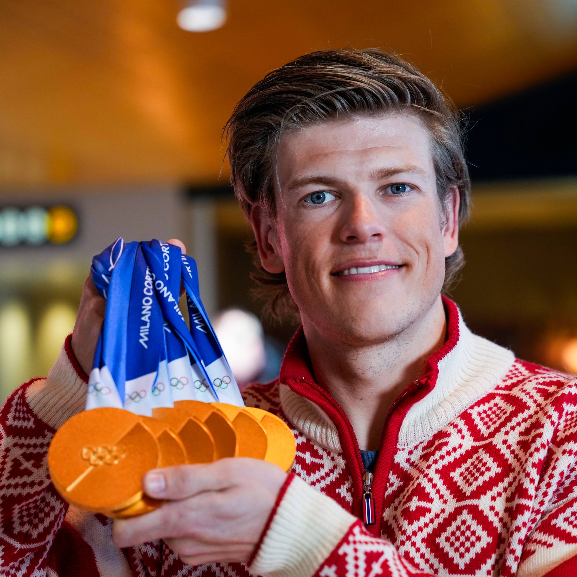 Johannes Høsflot Klæbo lander på Værnes lufthavn