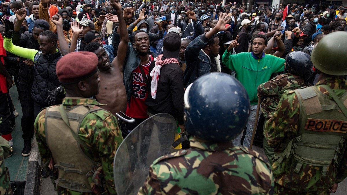 To døde etter demonstrasjoner i Nairobi