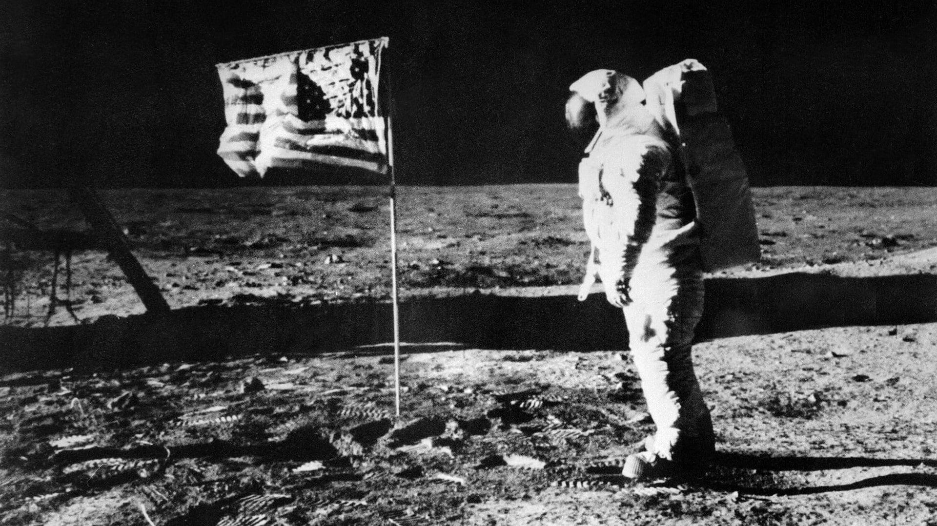 Første Menneske På Månen Neil Armstrong Nrk