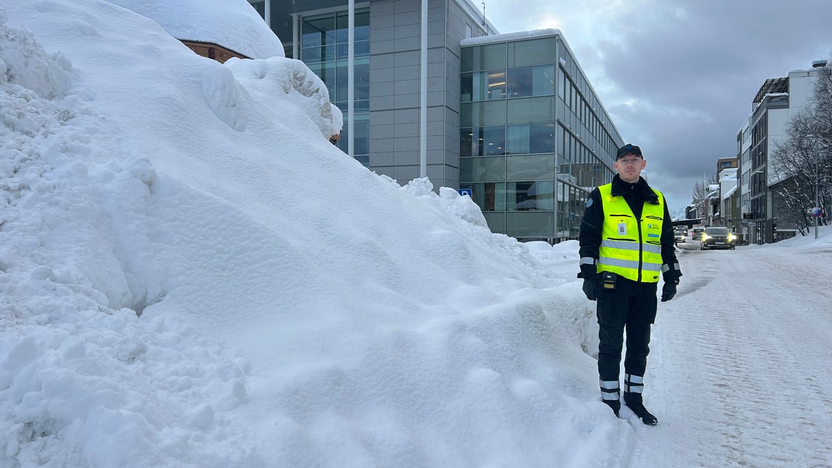 Tromsø endrer parkeringsregler etter store snømengder