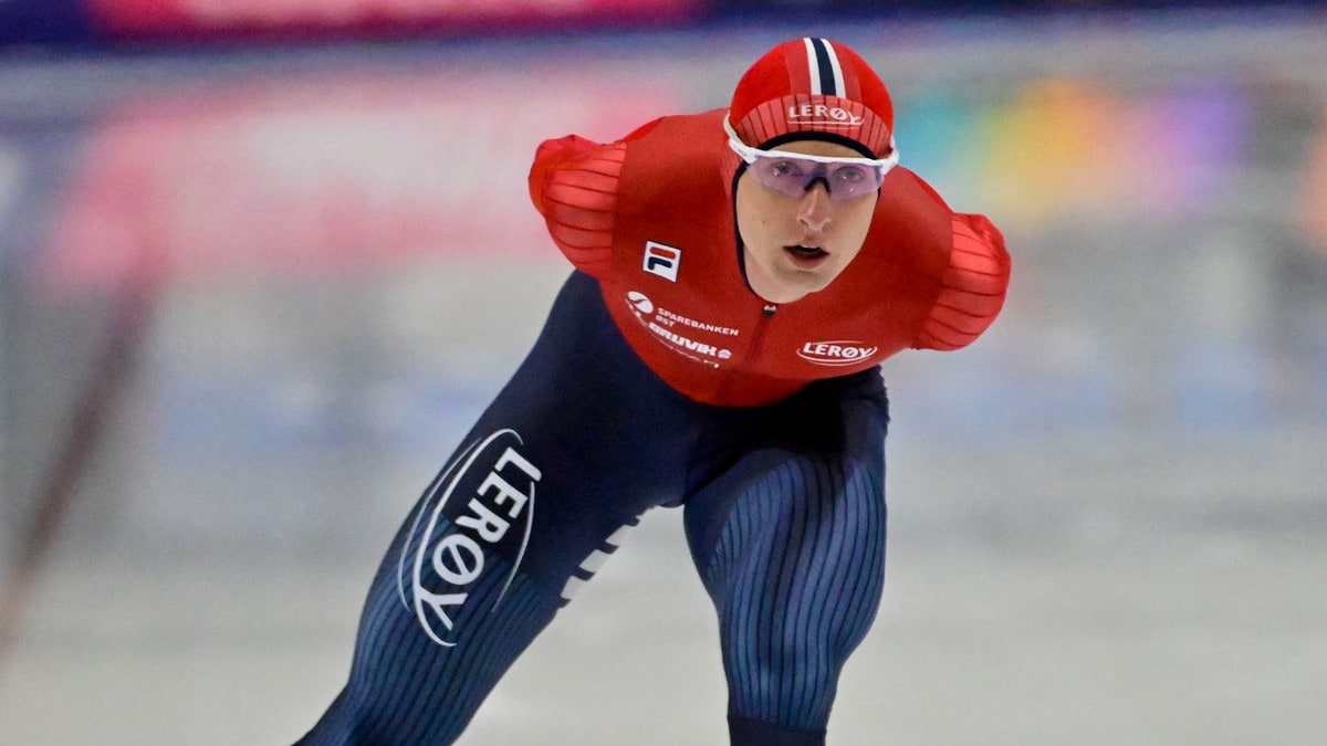 Eitrem satte norsk rekord på 5000 meter i Calgary – slått med to hundredeler