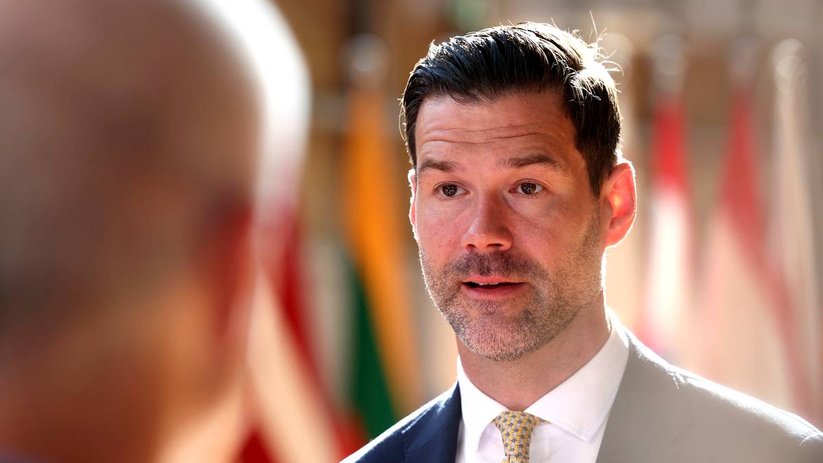 Svensk ministers sønn vanket i nazi-kretser