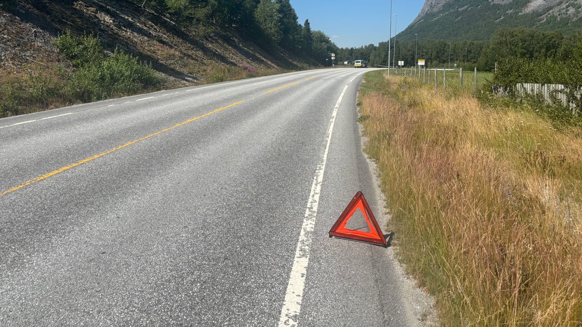Alvorlig trafikkulykke i Skjåk: Motorsykkelfører hentet av luftambulanse