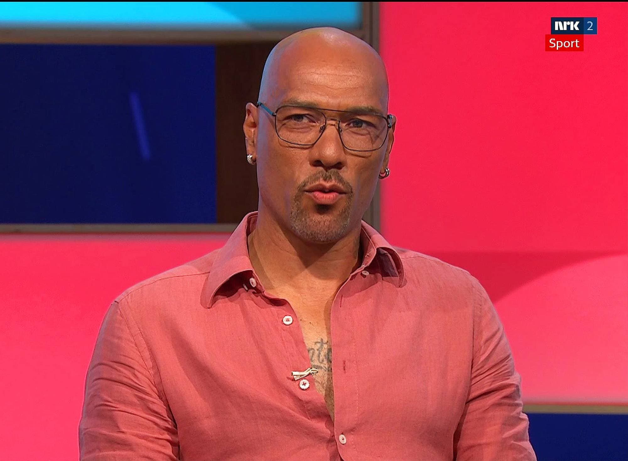 John Carew i NRKs VM-studio