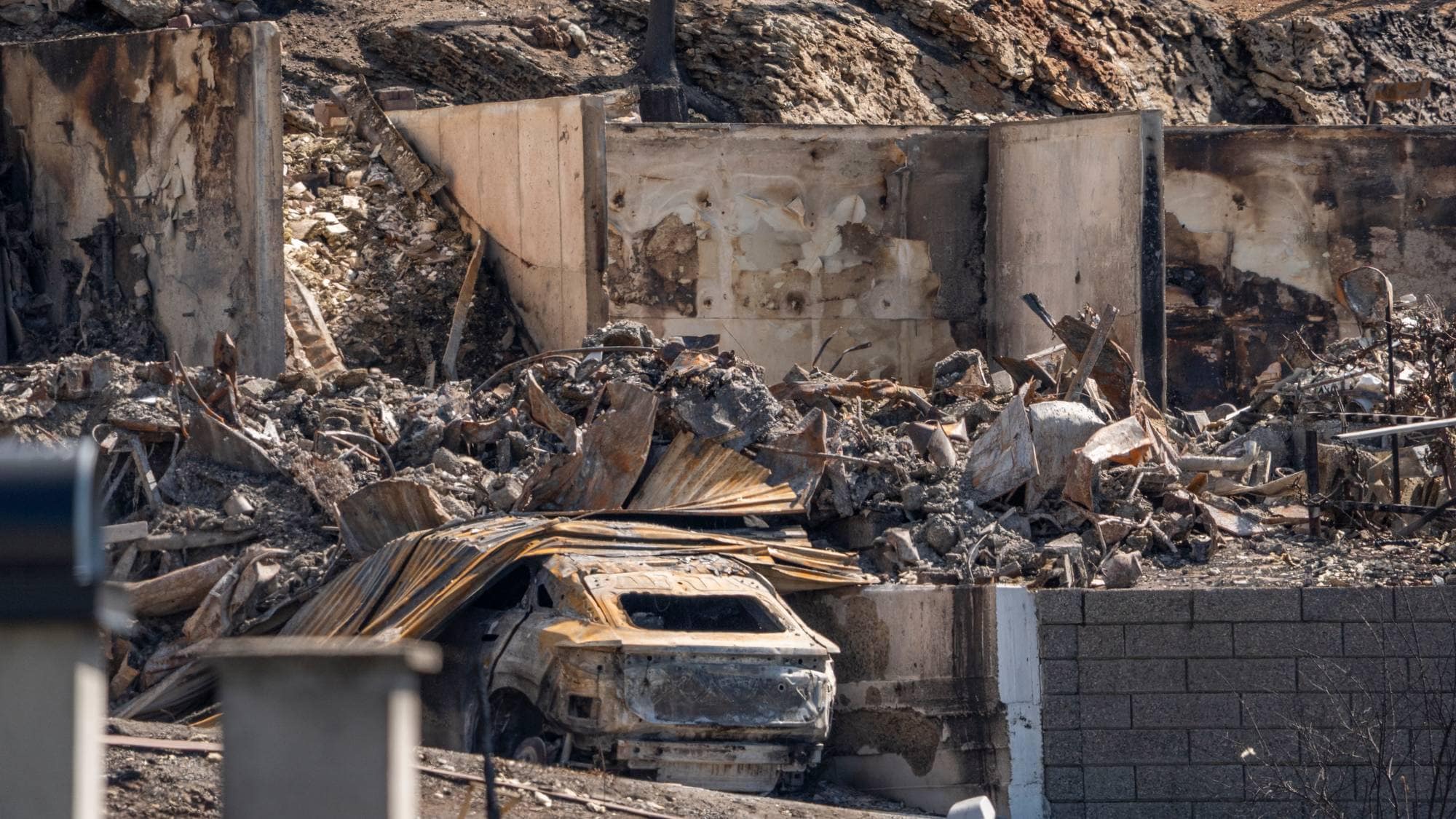 Over 100 boliger brant ned, og mer enn 400 personer ble evakuert etter storbrannen i Krokstadelva i Drammen kommune.