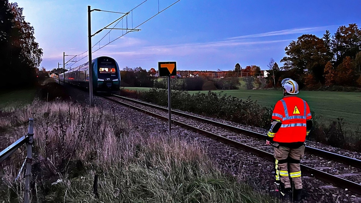 Vestfoldbanen er stengt – 481 passasjerer evakueres