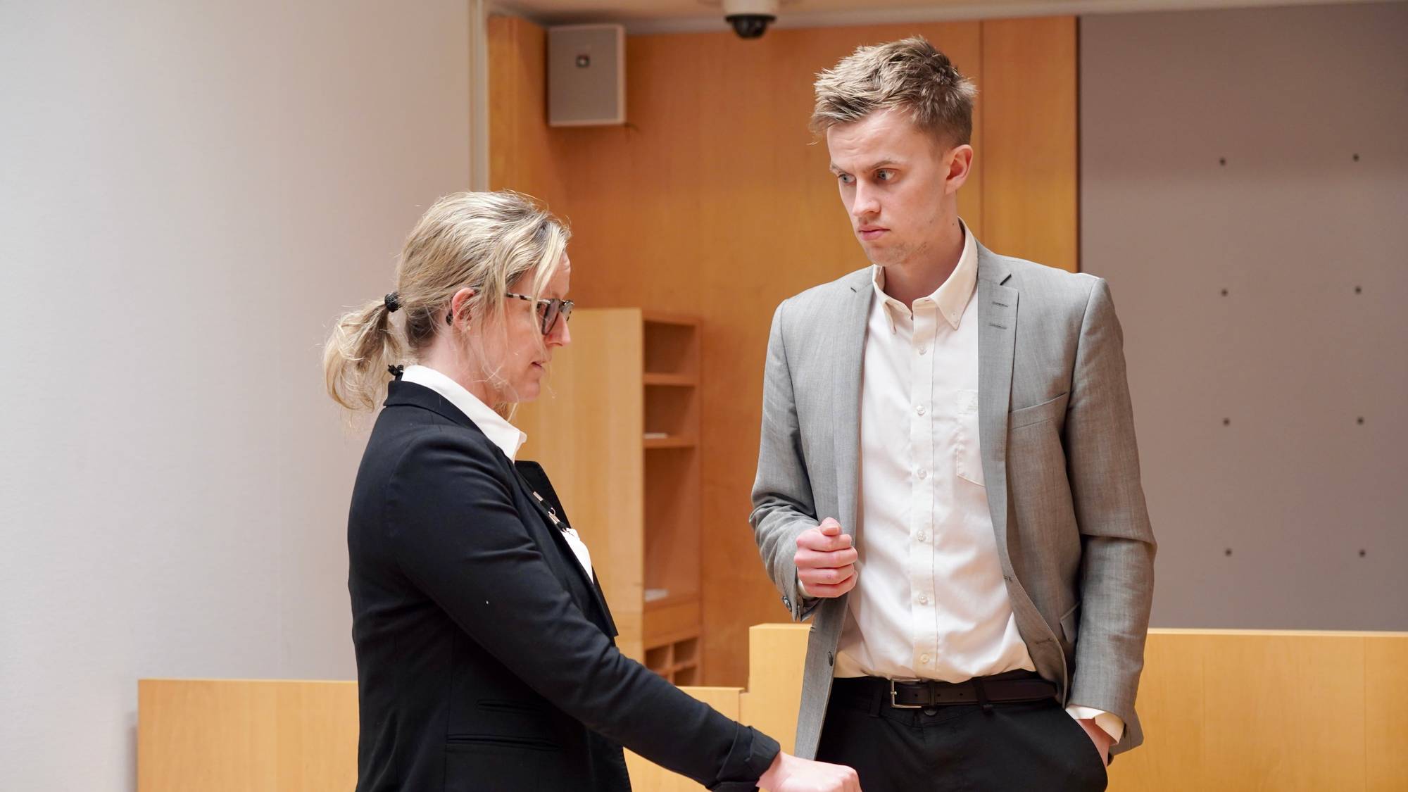 Politiadvokat og forsvarer sammen