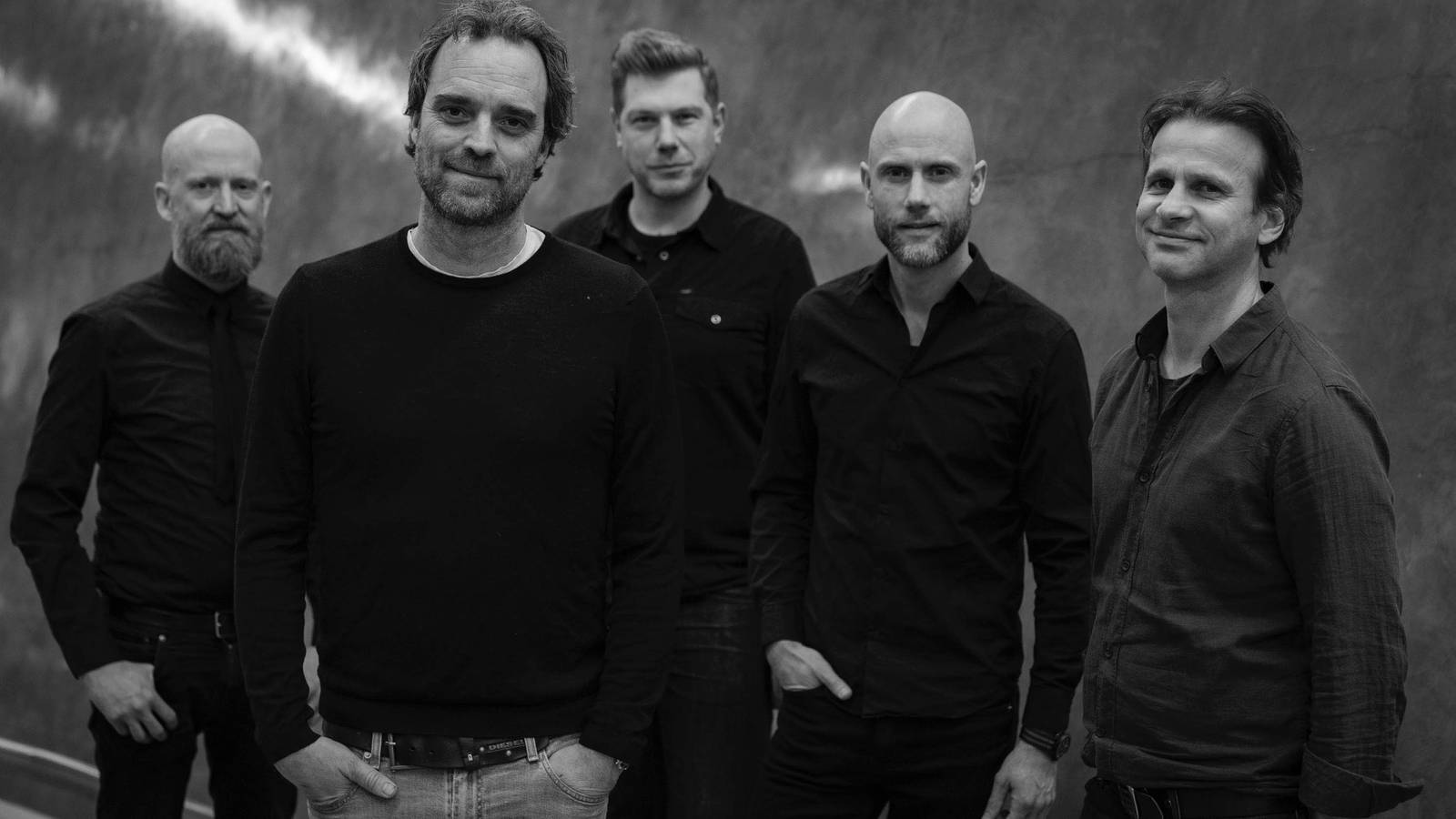 Chirag Patel Gustav Witzøe Og Sophie Elise Blant Gjestene I Sesong 2