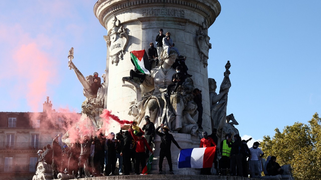 Mass Protests and Police Clashes Erupt Across France Over Living Costs and School Conditions