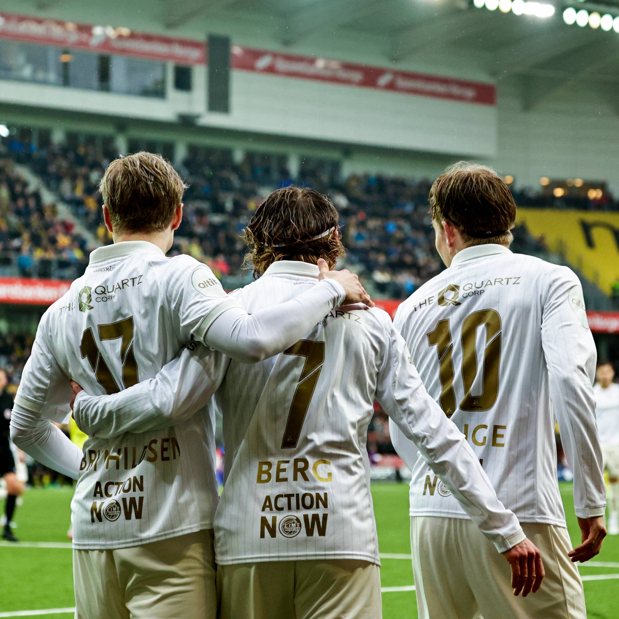 Bodø/Glimt feirer under eliteseriekampen i fotball mellom Start og Bodø/Glimt på Sparebanken Norge Arena Kristiansand.