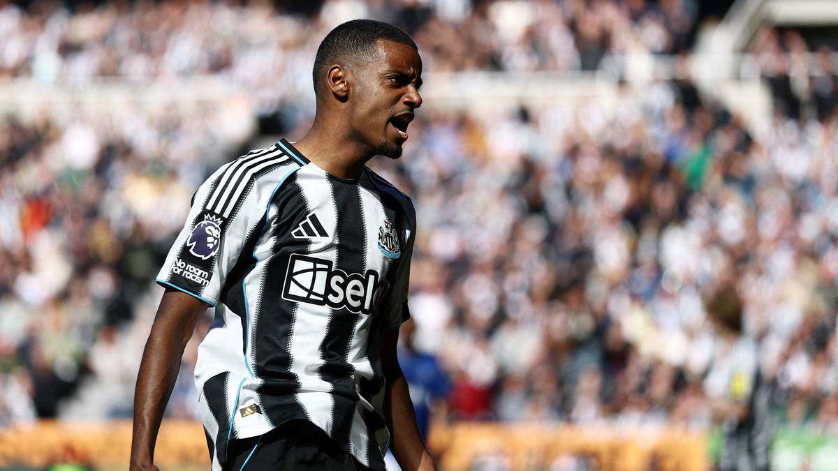 Newcastle-ledelsen slår tilbake mot Alexander Isak: – Ingen løfter om salg denne sommeren