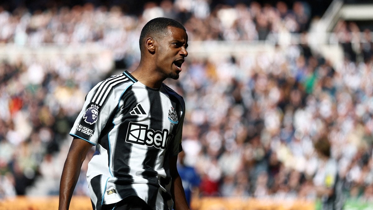 Newcastle-legende fyrer løs mot Isak: – Spark agenten din med en gang