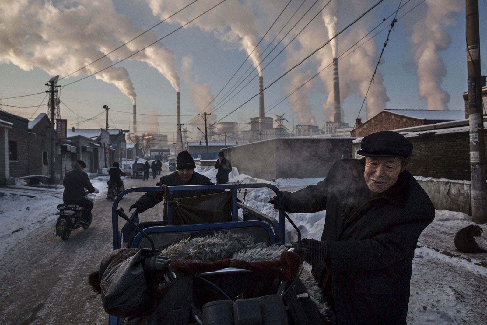 Beste foto i kategorien Daily Life gikk til Kevin Frayer for bildet China's Coal Addiction.