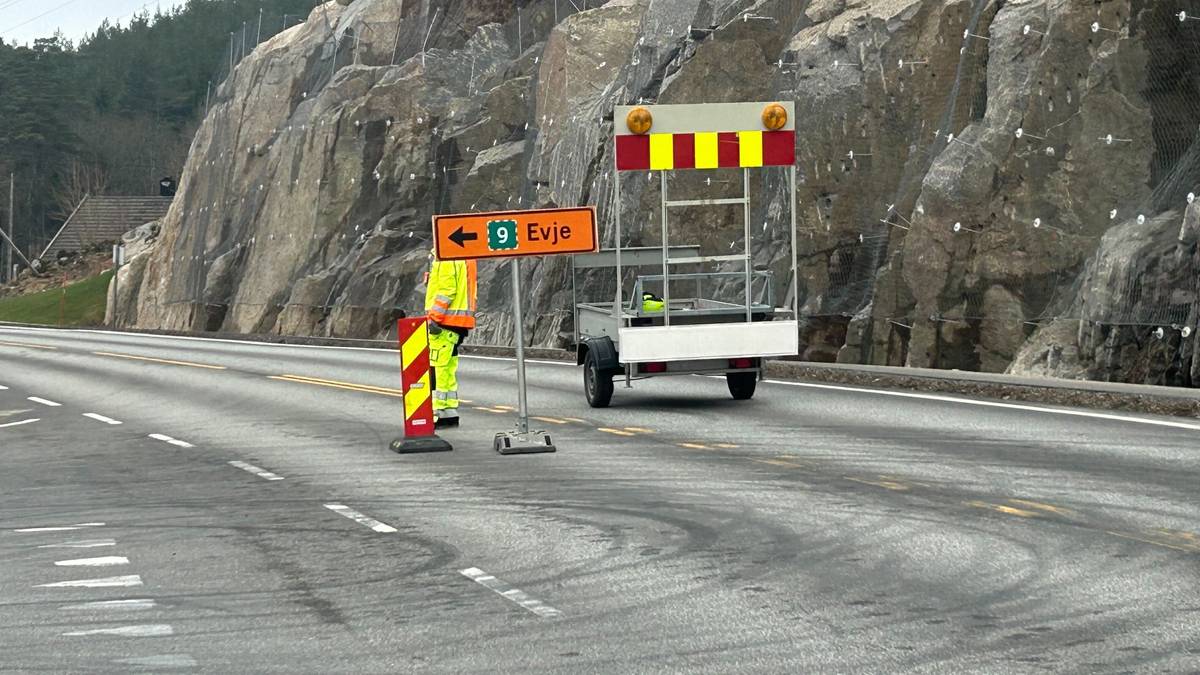 Åpner riksvei 9 før klokken 15