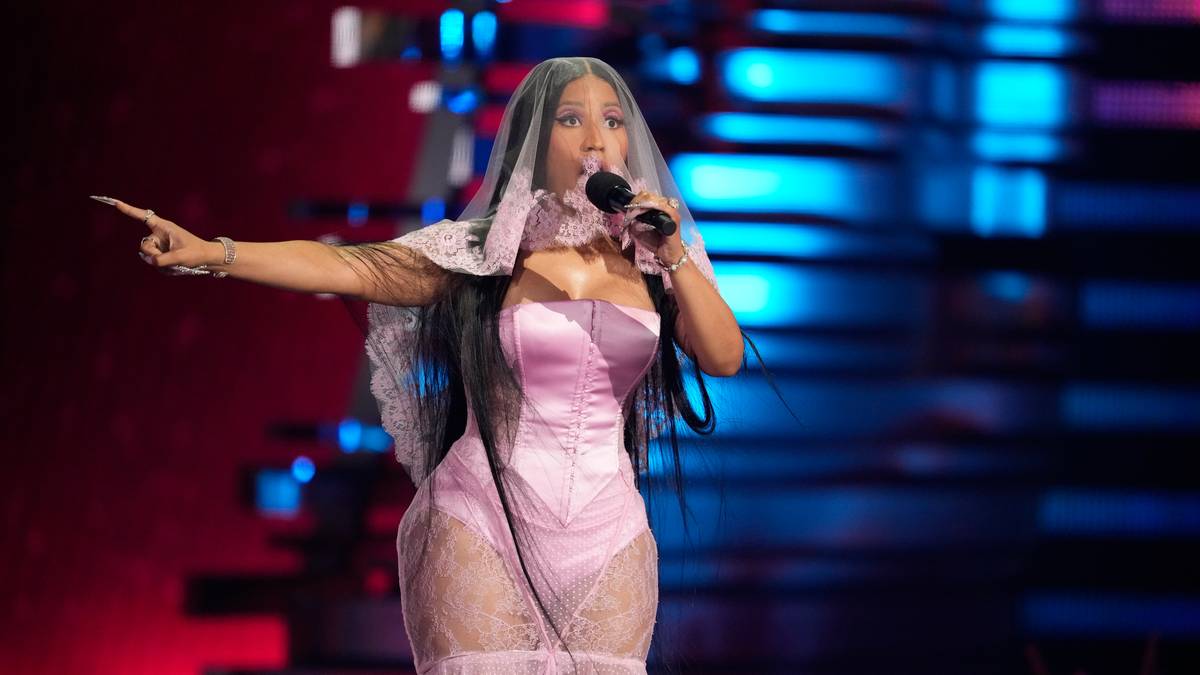 BBC: Nicki Minaj arrestert i Amsterdam