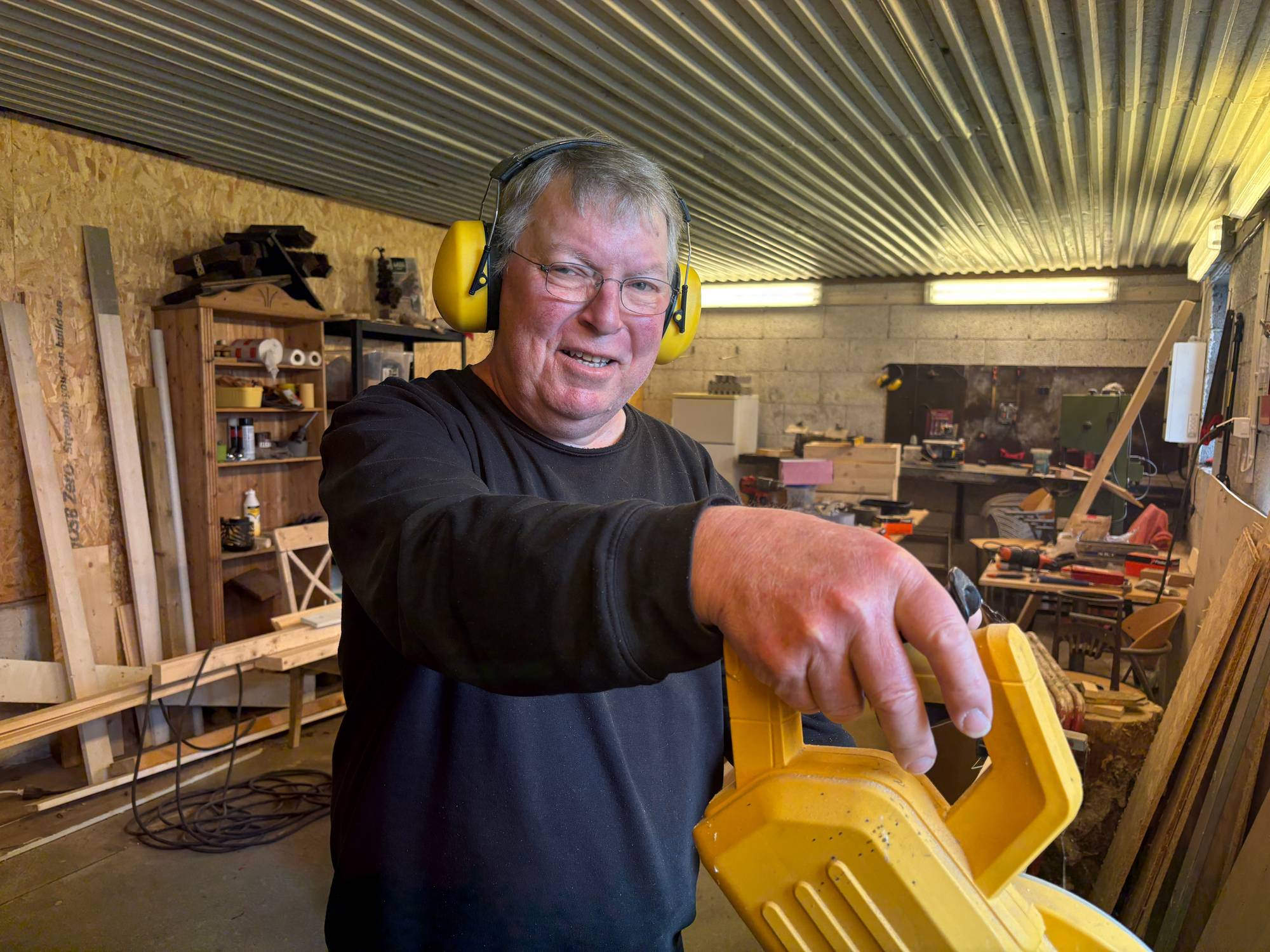 Ingvar Haver har lettere kognitiv svikt og er fast bruker av demenstilbudet "Inn på tunet" i Klepp
