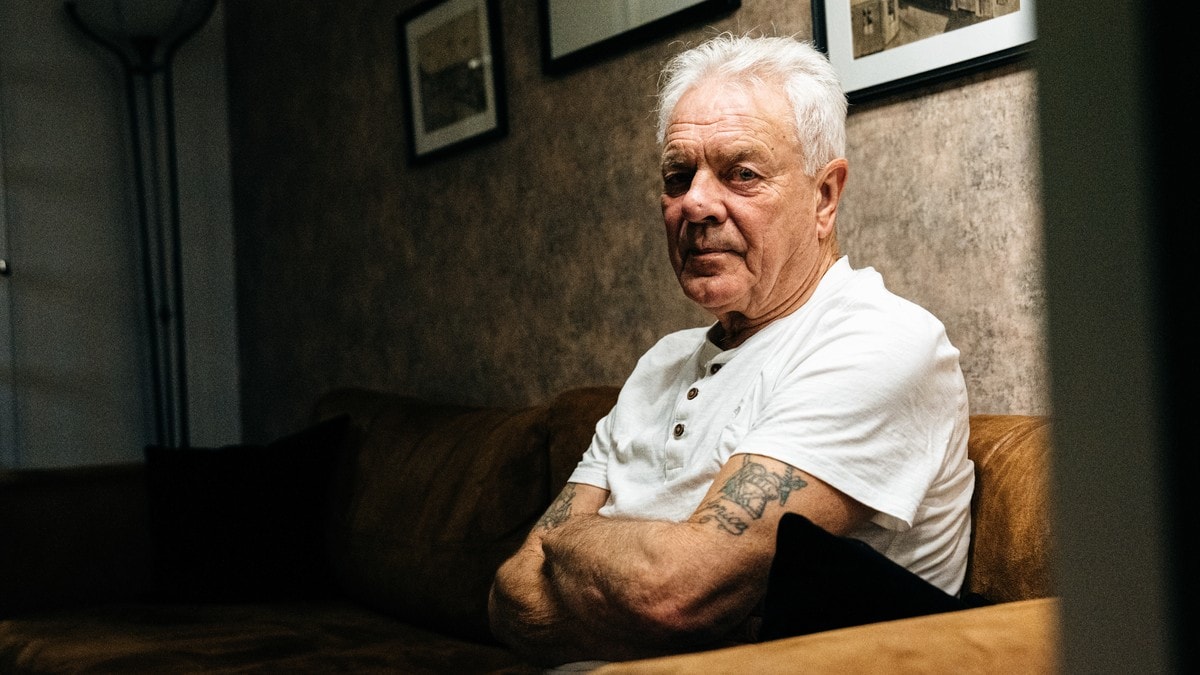 en mann som sitter i en stol FOTO: Simon Elias Vik Bogen/NRK