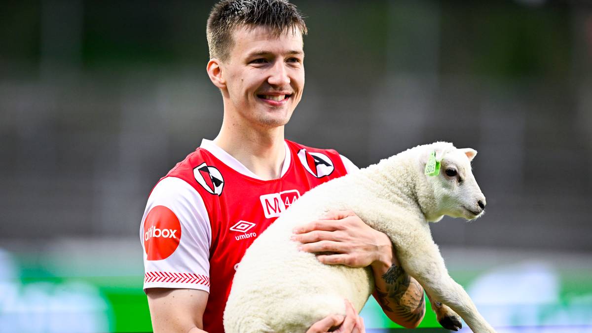 Banens beste fikk lam i premie: – Finner på mye sprell