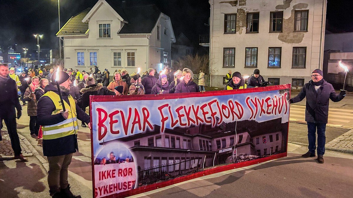 Tiår med fakkeltog for Flekkefjord sykehus: – Det har virket før