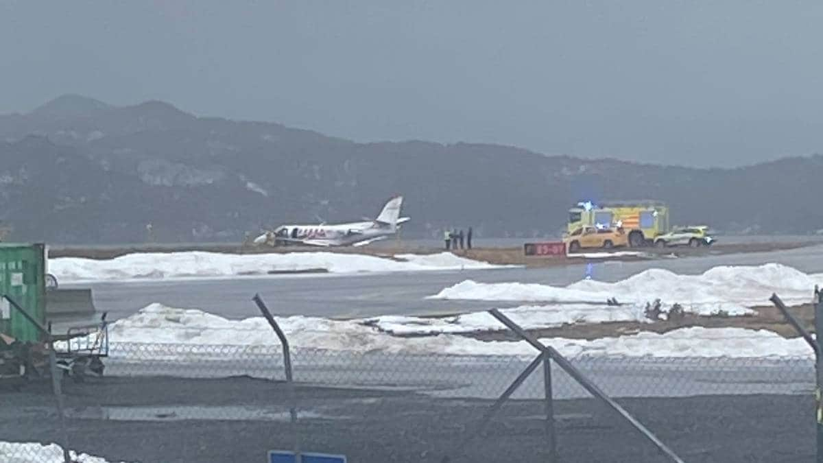 Plane Skids Off Runway at Florø Airport: No Injuries Reported