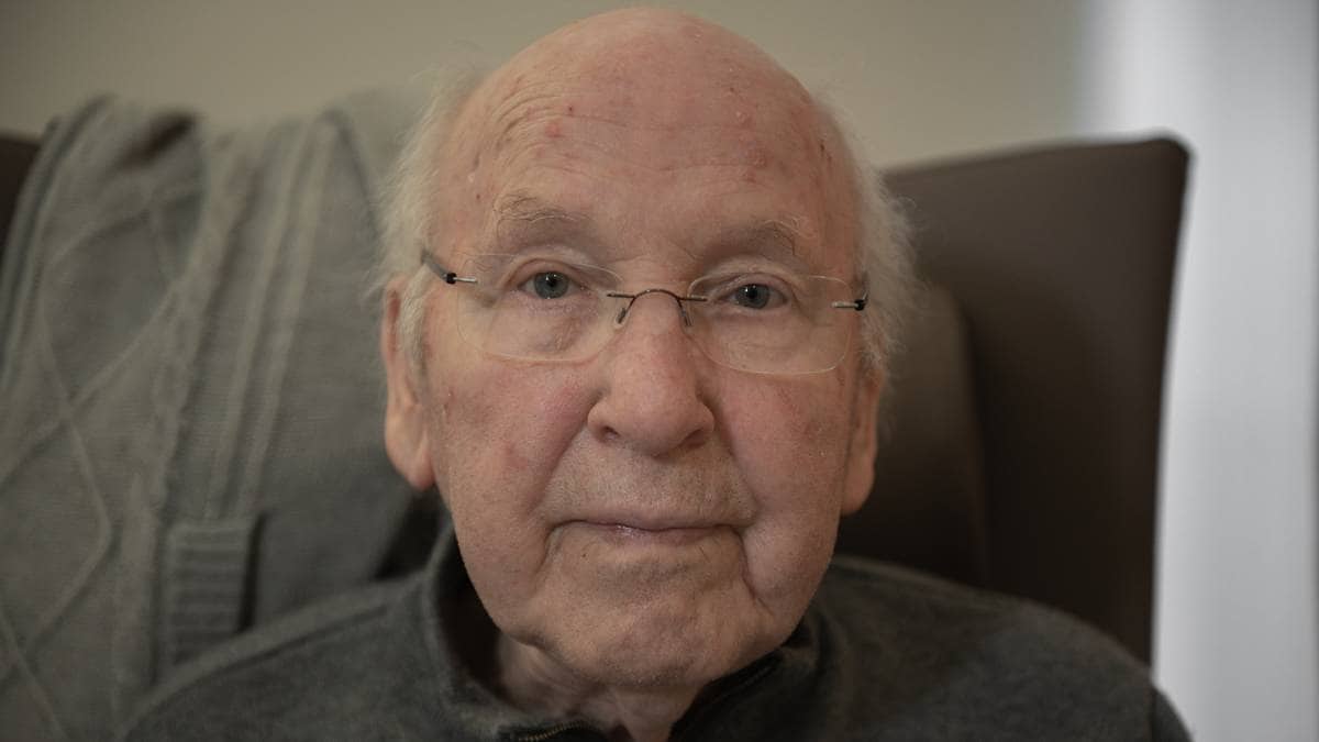 Arnfinn Nesset (89) er død