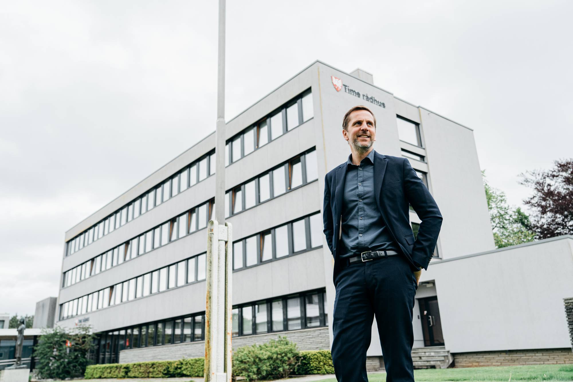 Andreas Vollsund, ordfører i Time kommune - kommenterer pride-flagging i skoler i kommunen