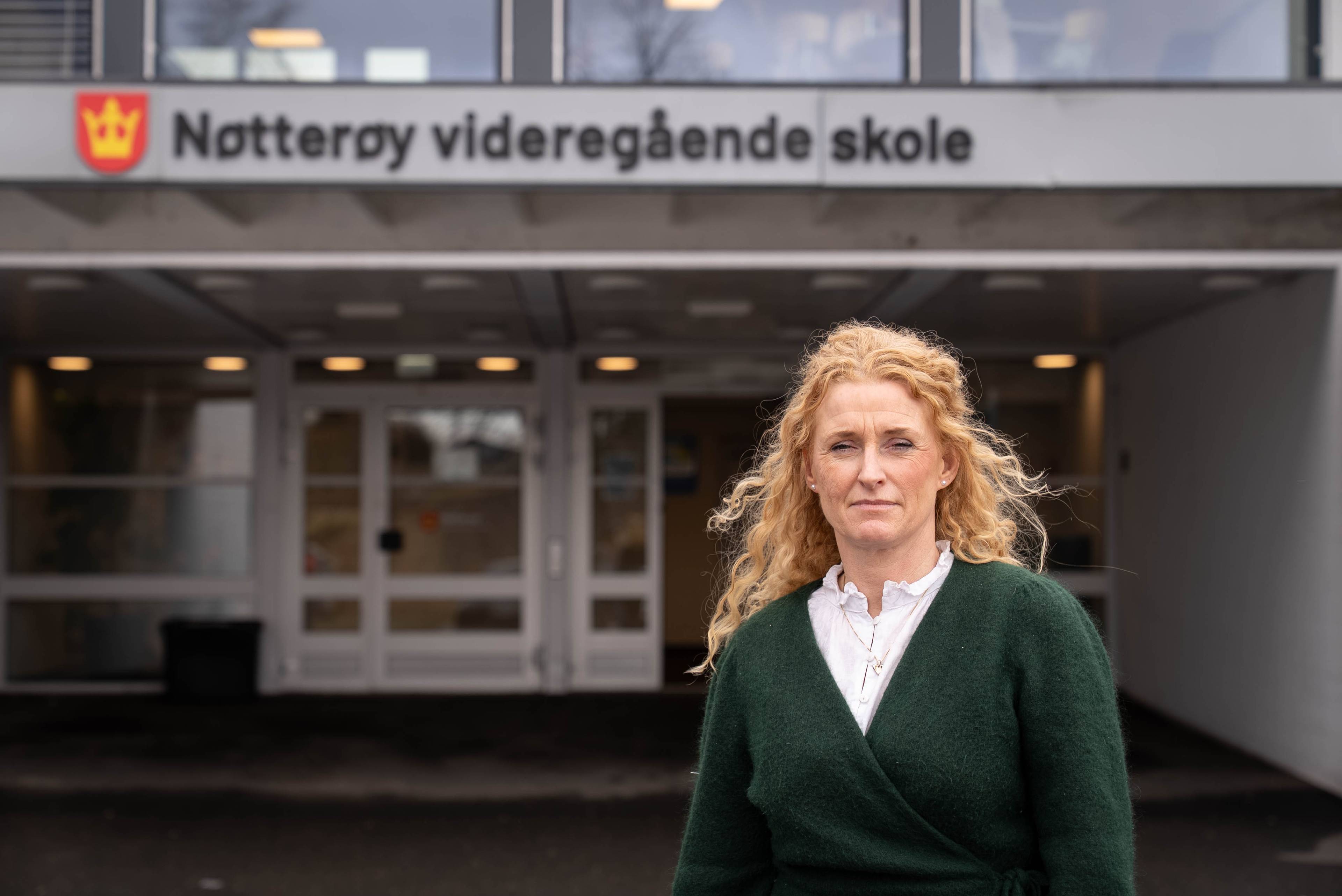 portrettbilder av Ida Bjørnstad, helsesykepleier på Nøtterøy videregående skole