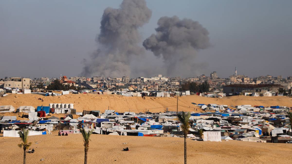 Israelske stridsvogner inne i Rafah