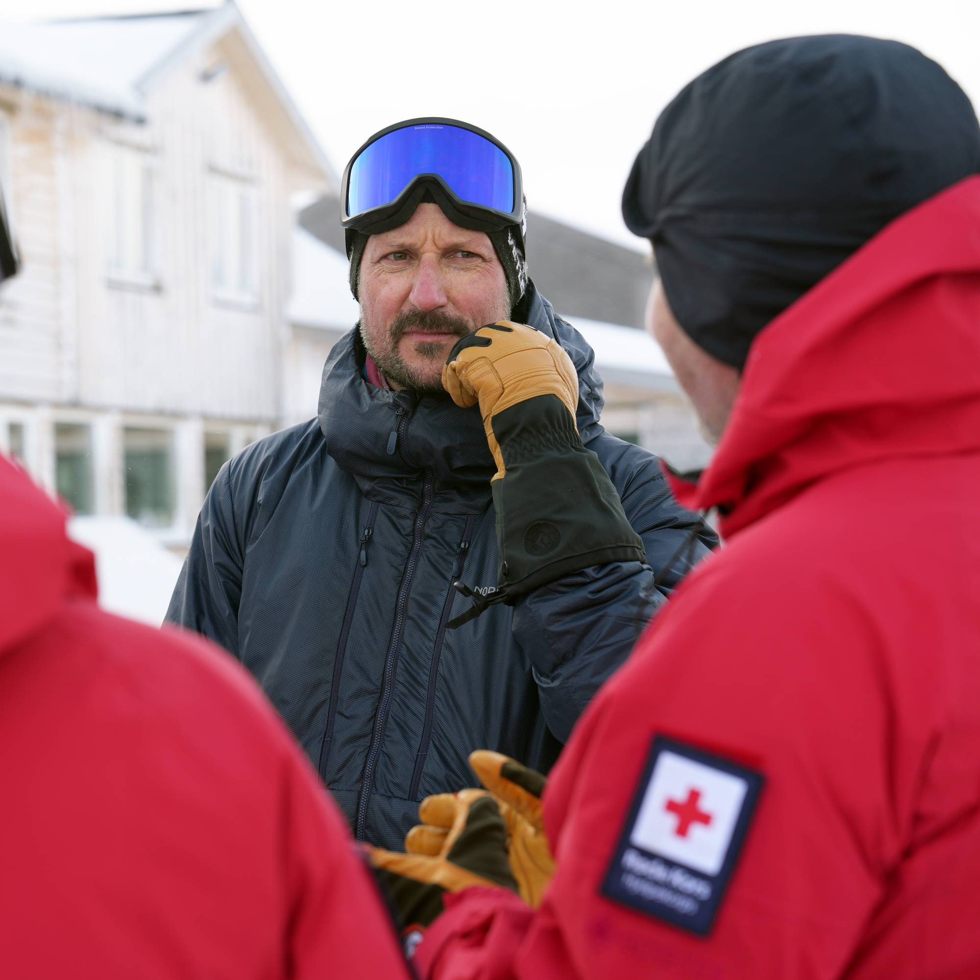 Kong Harald Hjem Til Norge Om Noen Dager Skal Flys Hjem Av Forsvaret