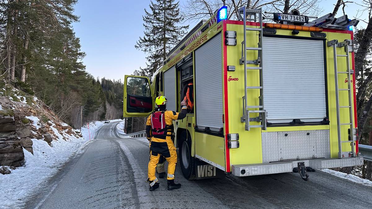 Mann gjennom isen i Trondheim – fløyet til sykehus