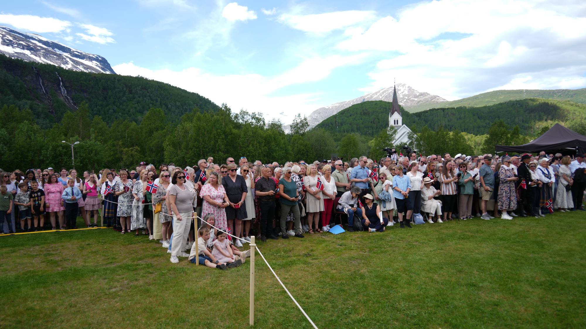 Folkefest i Beiarn i anledning kongebesøk 09.06.26