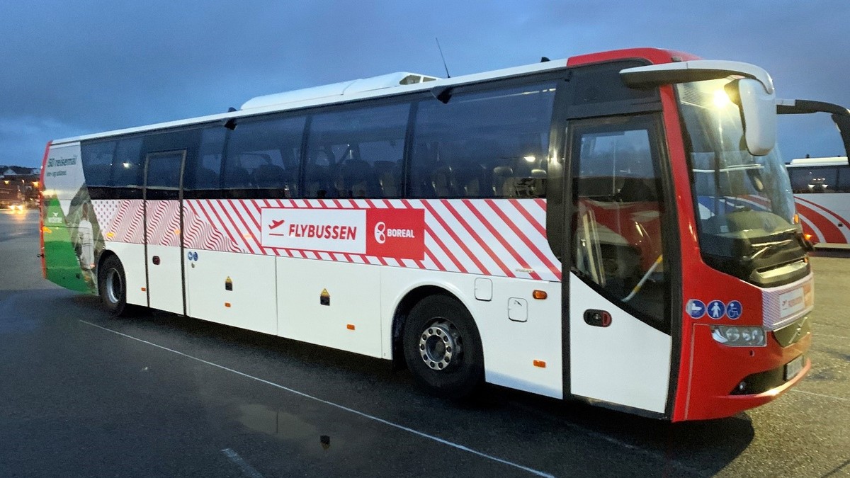 Lanserer hel&aring;rlig flybuss mellom Lofoten og Evenes