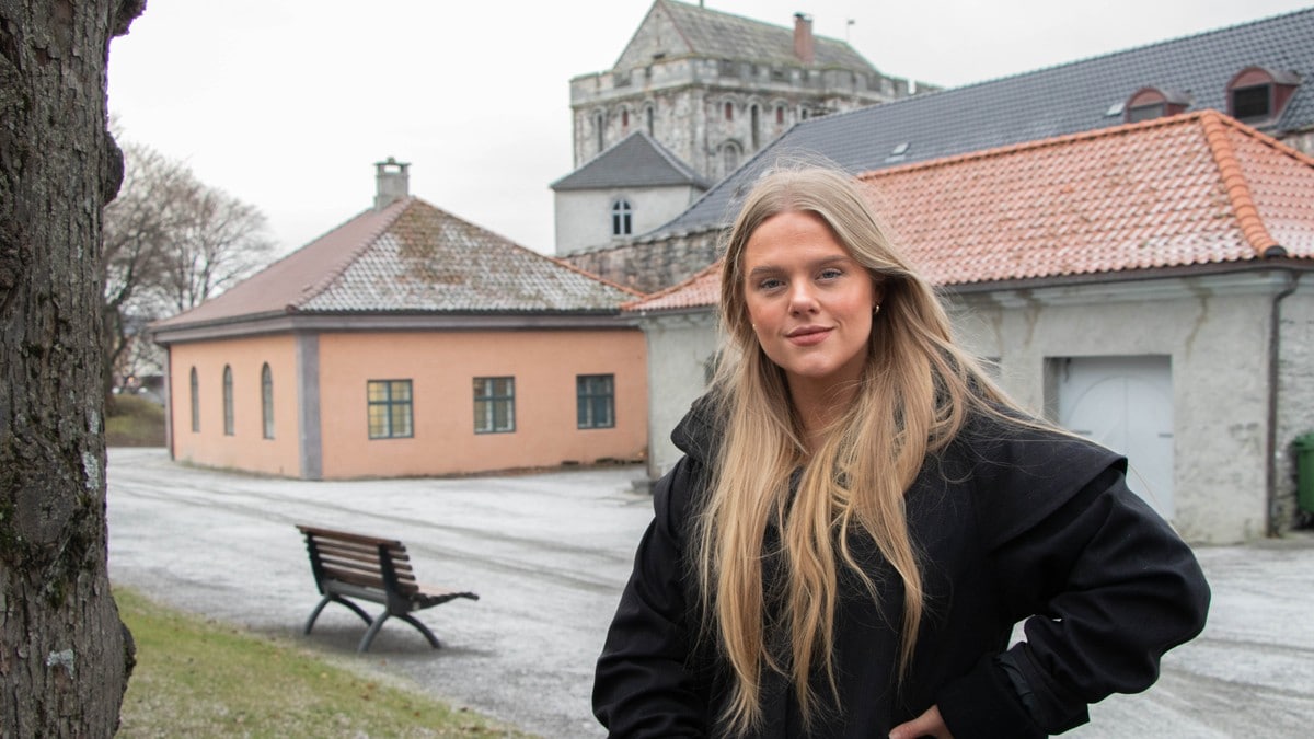 Gyda Oddekalv, partileiar i Generasjonspartiet, på festningen i Bergen FOTO: Laurita Fure Briceno/NRK