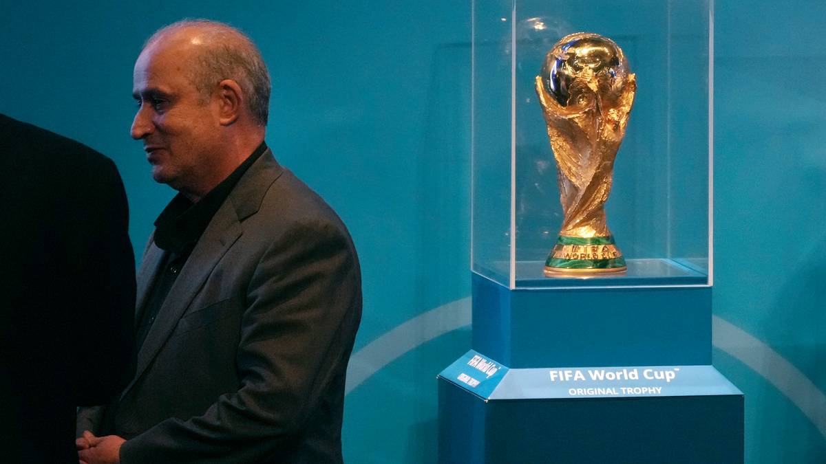 Irans fotballpresident antyder VM-forfall etter kvinnelandslagets opplevelser