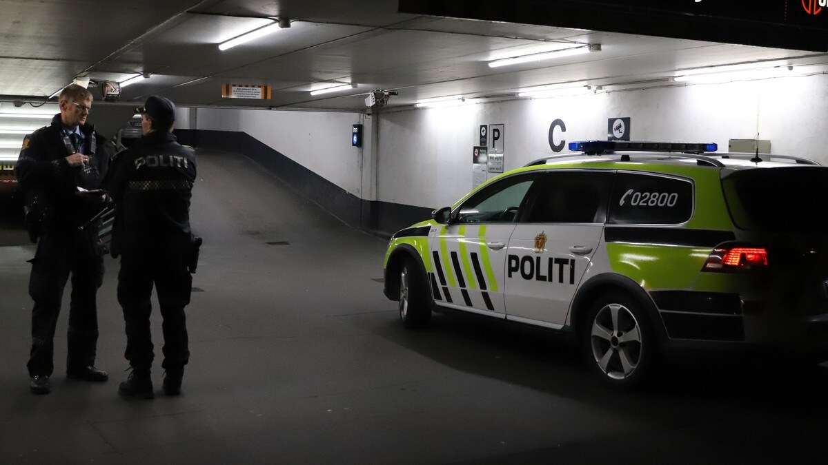 Mann drept med kniv i Drammen