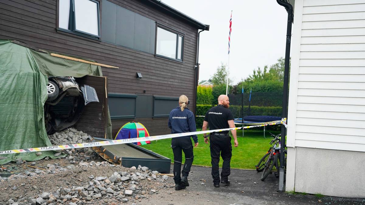 Smadret husvegg og bil med hjullaster: – Som en amerikansk film